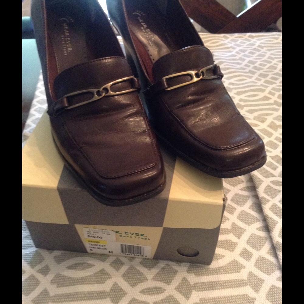 Bear traps pumps - Picture 3 of 4